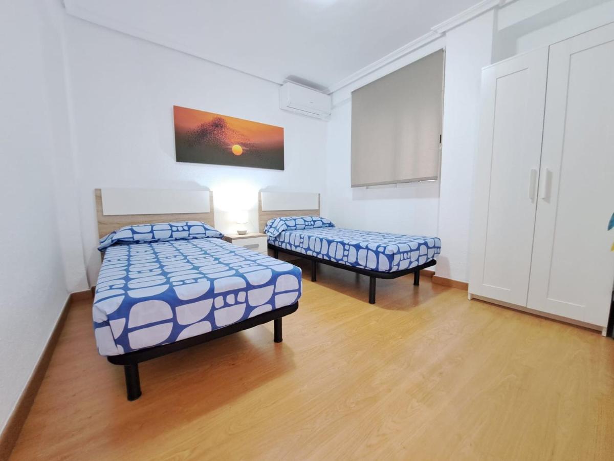 Centrico Apartamento En Valencia Proximo Parada De Metro Angel Guimera Kültér fotó