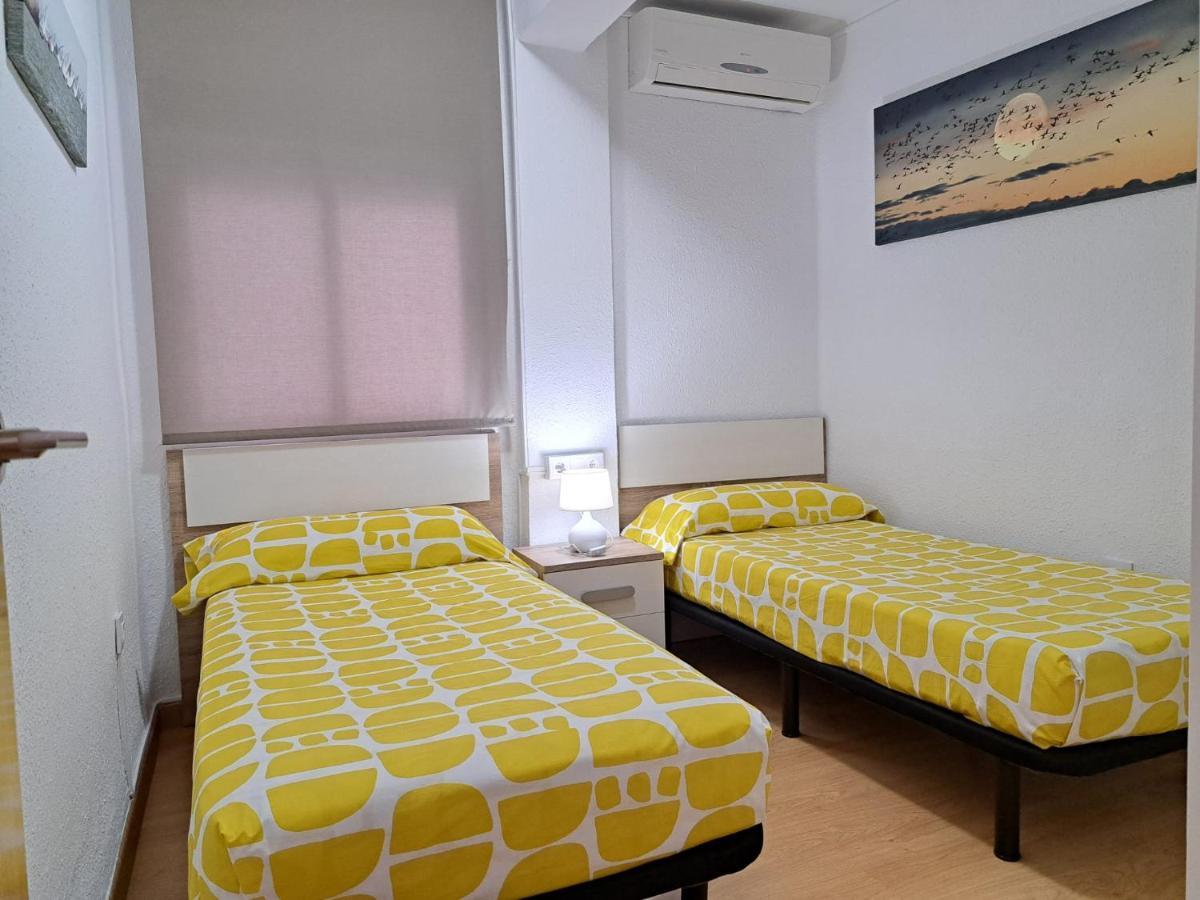 Centrico Apartamento En Valencia Proximo Parada De Metro Angel Guimera Kültér fotó